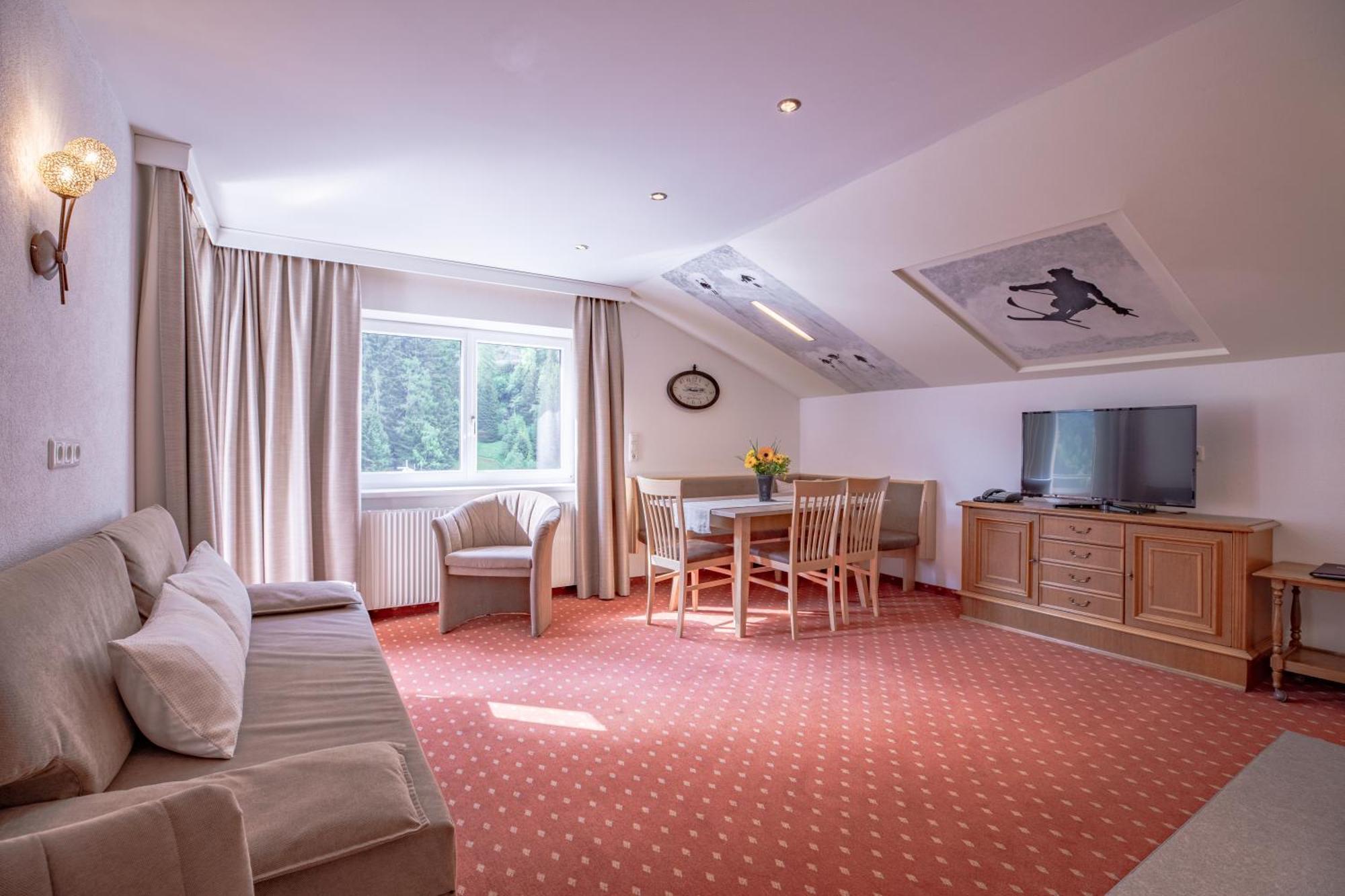 Patteriol Apart-Hotel-Garni Sankt Anton am Arlberg Dış mekan fotoğraf
